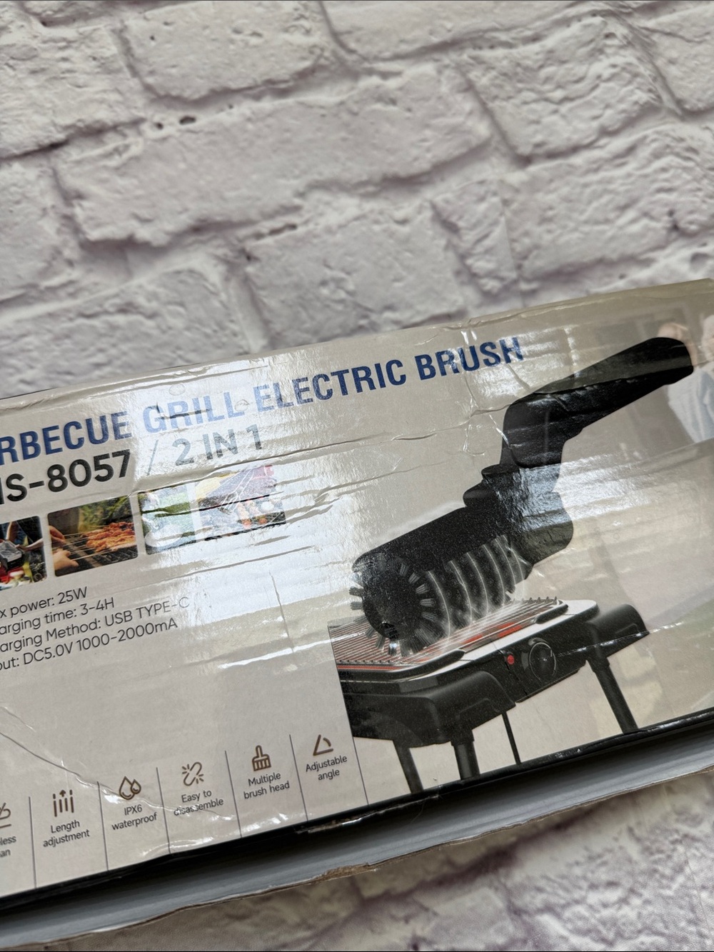 Barbecue electric grill brush